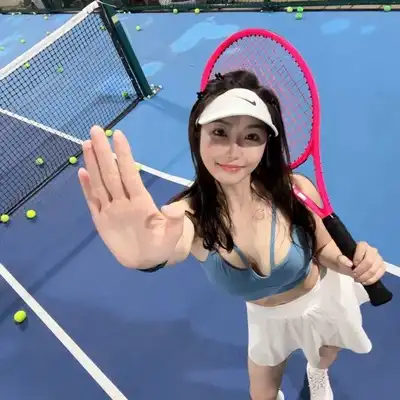 邹悦洋